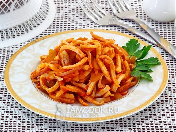 Кальмары с икрой из солёных огурцов, рецепт с фото