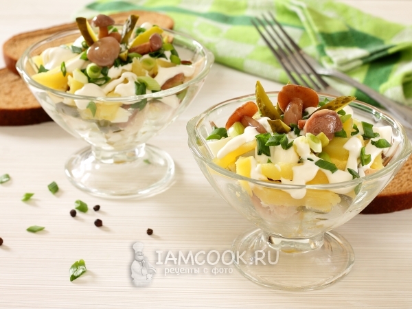 Салат «Дубок» с курицей и грибами, рецепт с фото