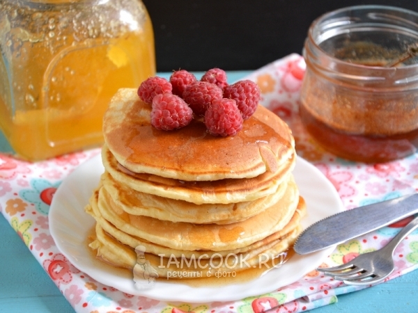 Панкейки с медом и корицей, рецепт с фото