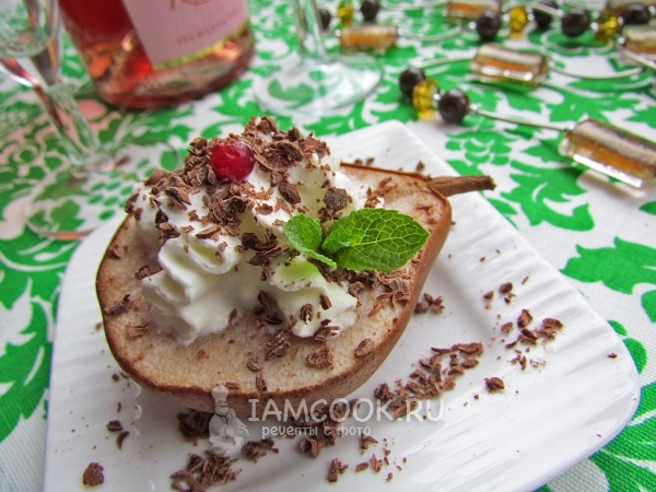 Груши со взбитыми сливками и шоколадом, рецепт с фото