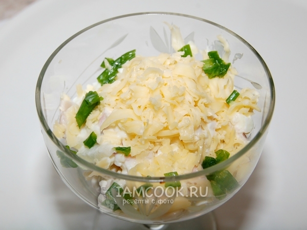 Салат из кальмаров с сыром, рецепт с фото