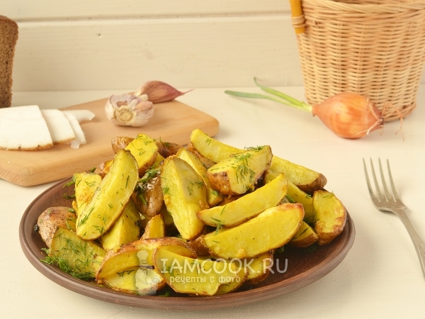 Картошка по-деревенски в духовке, рецепт с фото