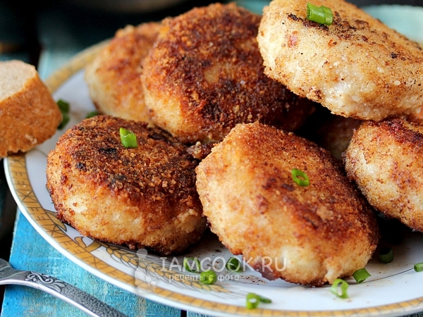 Котлеты из щуки с салом, рецепт с фото