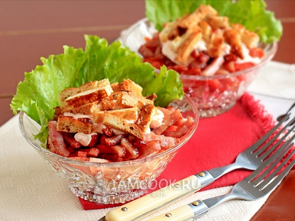 Салат «Кармен» с курицей и ветчиной, рецепт с фото