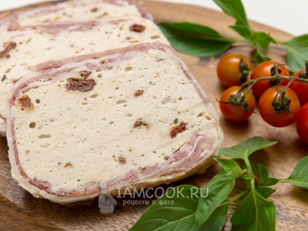 Куриный террин с вялеными помидорами, рецепт с фото