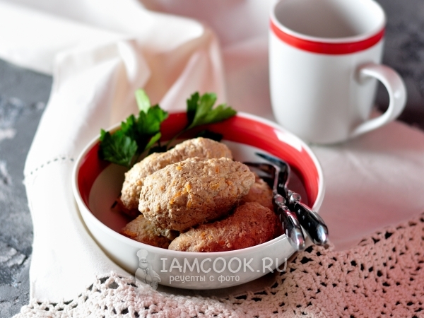 Котлеты на пару в сковороде, рецепт с фото