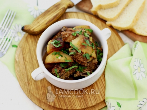 Тушеная картошка с рёбрышками, рецепт с фото