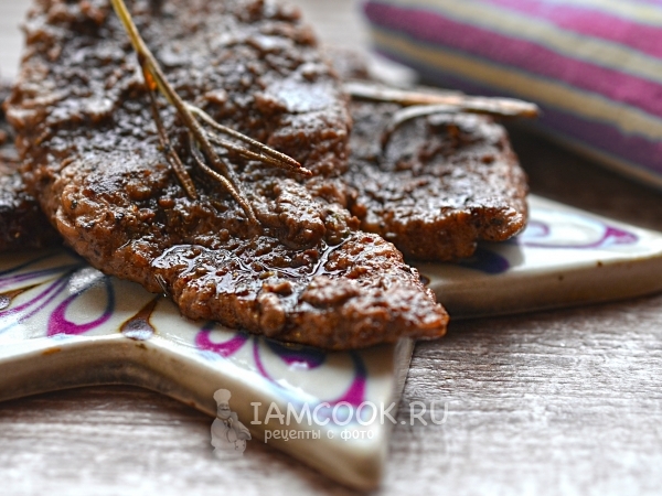 Стейк из говядины на сковороде, рецепт с фото