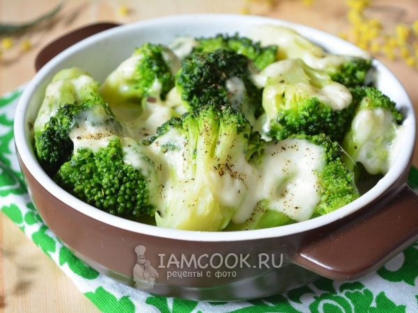 Брокколи запеченная с моцареллой, рецепт с фото