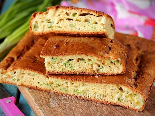 Заливной луковый пирог, рецепт с фото