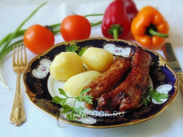 Свиные ребрышки с мёдом и соевым соусом в духовке, рецепт с фото