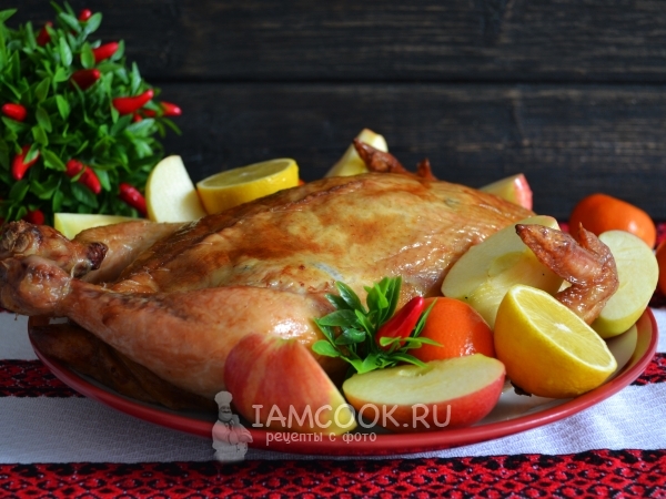 Фаршированная курица без костей, рецепт с фото