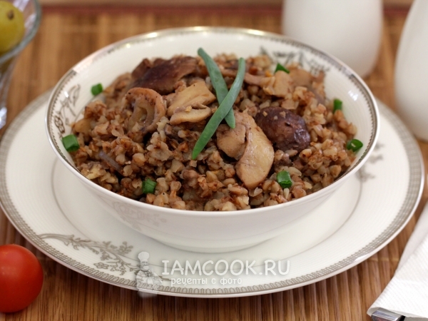 Гречка с грибами в мультиварке, рецепт с фото