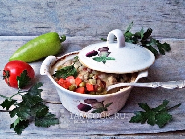 Свинина с овощами в горшочках, рецепт с фото