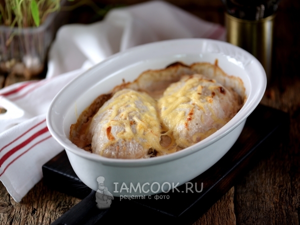 Куриная грудка с грибами, рецепт с фото