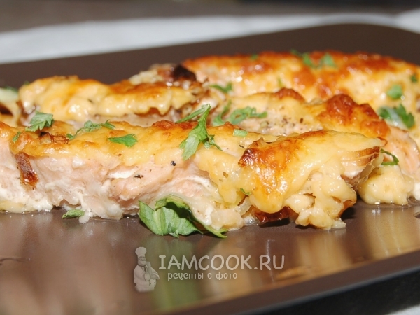 Горбуша, запеченная с сыром, рецепт с фото