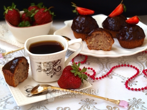 Шоколадные кексы с клубникой, рецепт с фото