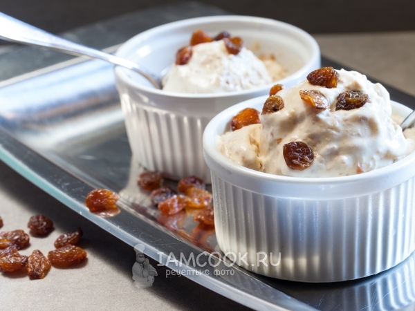 Мороженое с изюмом, рецепт с фото