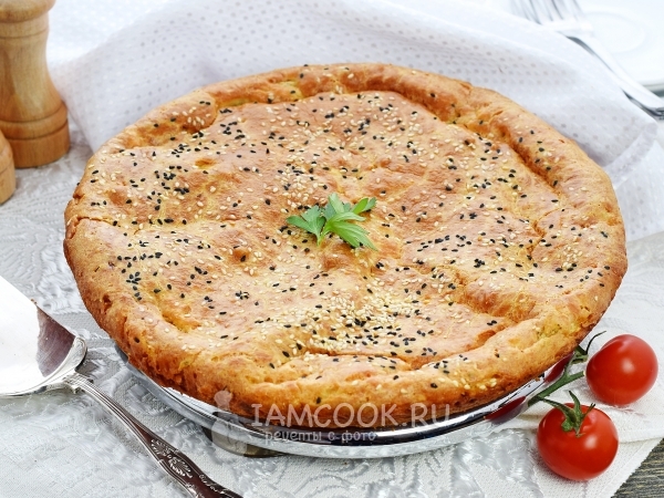 Заливной пирог с капустой на майонезе и сметане, рецепт с фото