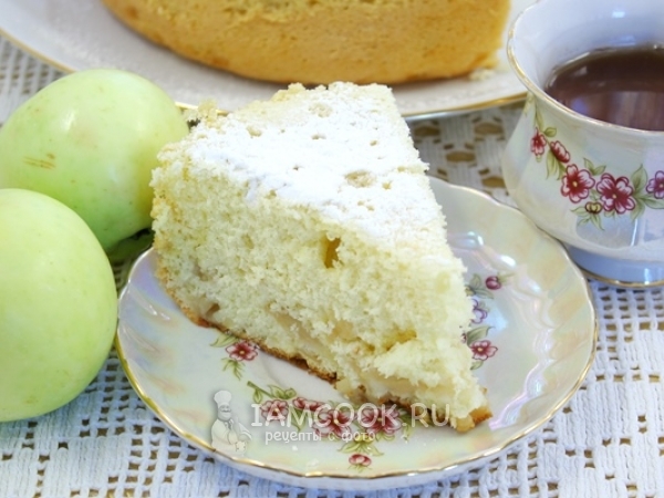 Яблочный пирог в мультиварке, рецепт с фото