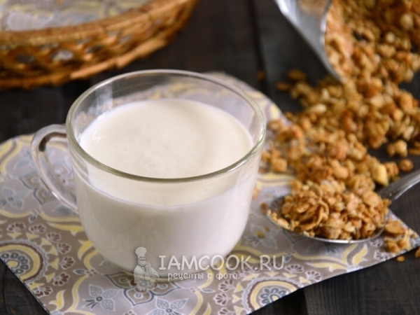 Домашний кефир на кефирных грибках, рецепт с фото