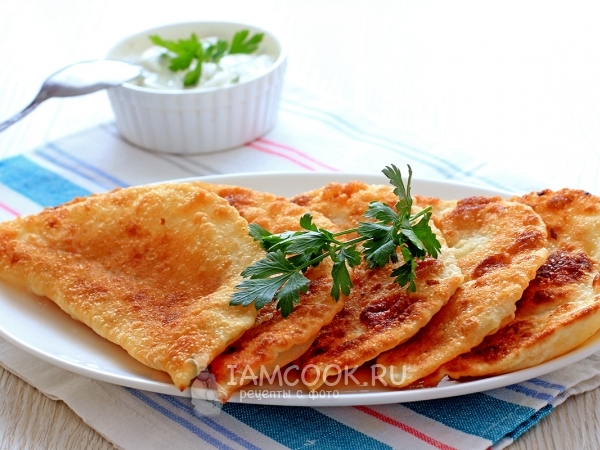 Постные чебуреки с картошкой, рецепт с фото