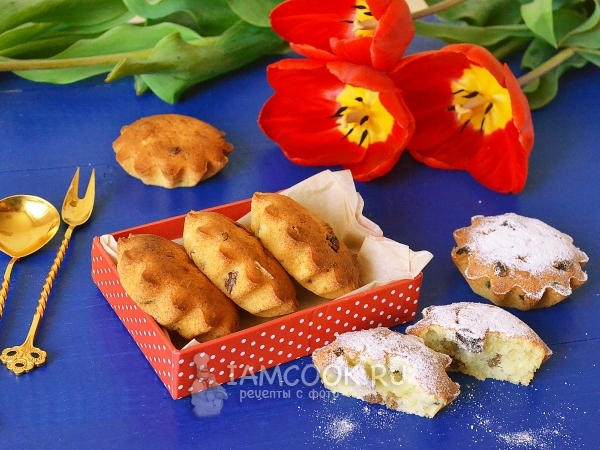 Творожные кексы с изюмом, рецепт с фото