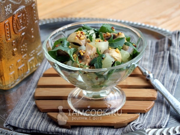 Салат с грибами и ананасами, рецепт с фото