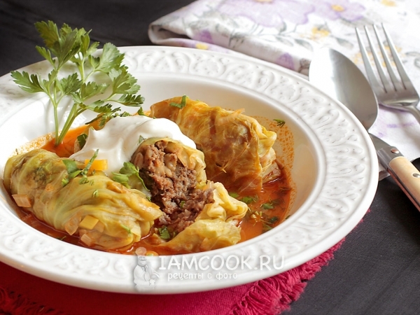 Голубцы из молодой капусты с перловкой, рецепт с фото