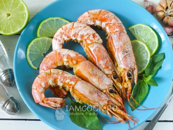 Жареные лангустины с чесноком и лаймом, рецепт с фото