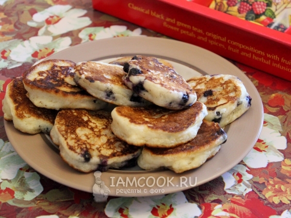 Оладьи без яиц с ягодами, рецепт с фото