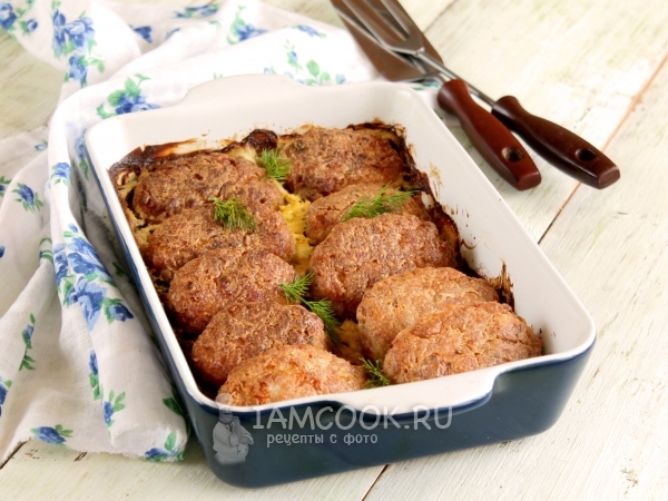 Котлеты в сметанном соусе, рецепт с фото