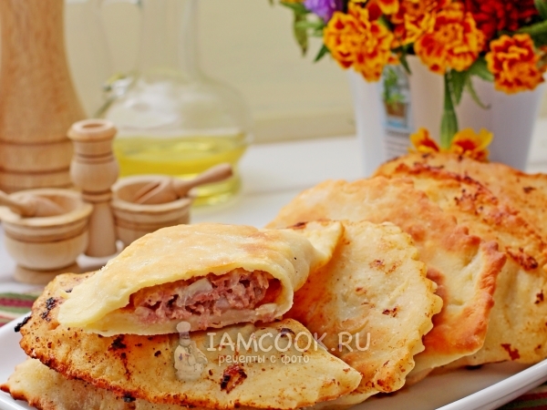 Чебуреки на кефире с мясом, рецепт с фото