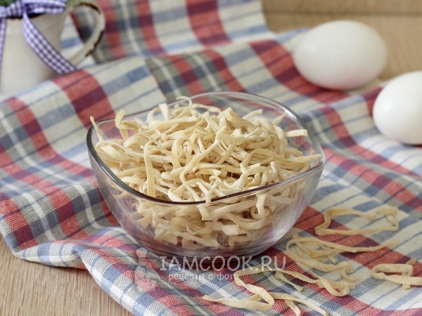 Яичная лапша, рецепт с фото