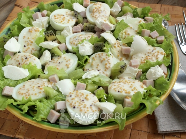 Салат «Оригинальный» из свинины с киви и яйцами, рецепт с фото
