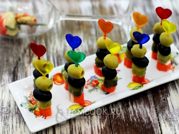 Канапе с оливками, рецепт с фото