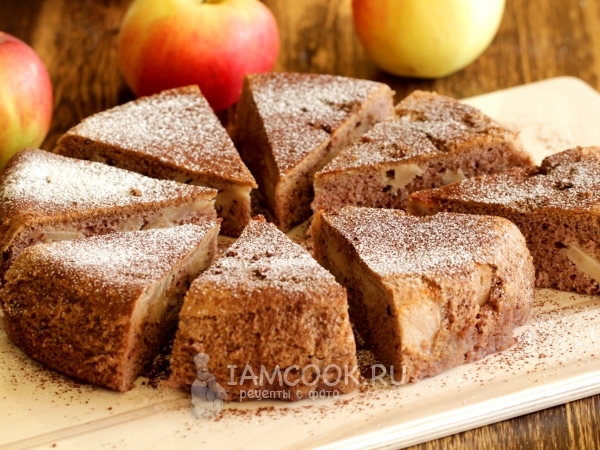 Шарлотка с яблоками в мультиварке, рецепт с фото