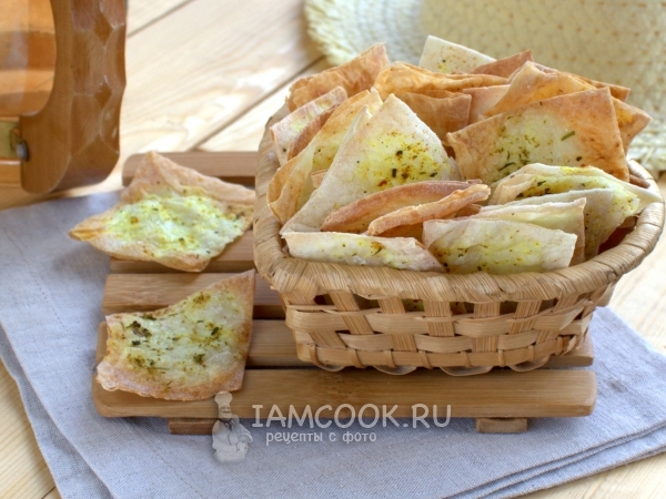 Чипсы из лаваша со сметаной, рецепт с фото