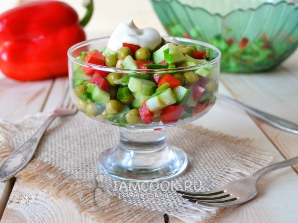 Салат с перцем и огурцом, рецепт с фото