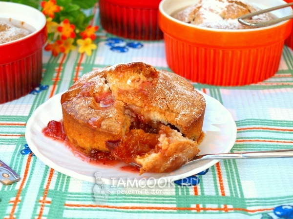 Порционные мини-пироги с фруктами, рецепт с фото