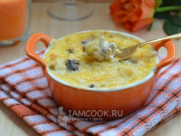 Жульен с курицей и шампиньонами в духовке, рецепт с фото