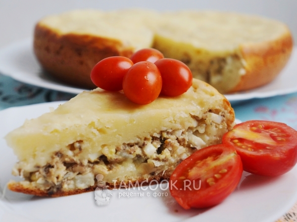Пирог с рыбными консервами в мультиварке, рецепт с фото