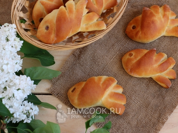 Жаворонки из дрожжевого теста, рецепт с фото