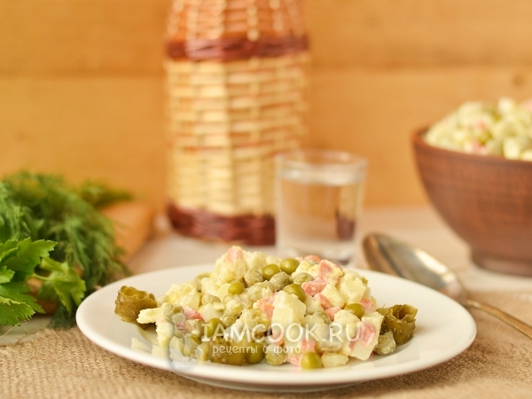 Салат овощной с яблоком, рецепт с фото