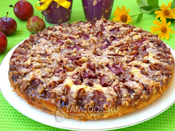 Сливовый пирог с шоколадом, рецепт с фото