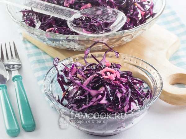 Салат из красной капусты с яблоком, рецепт с фото