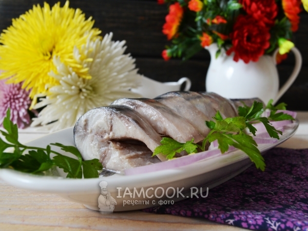 Скумбрия малосольная, рецепт с фото
