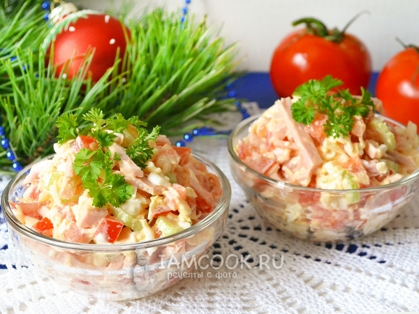 Салат «Елена» с ветчиной и сельдереем, рецепт с фото