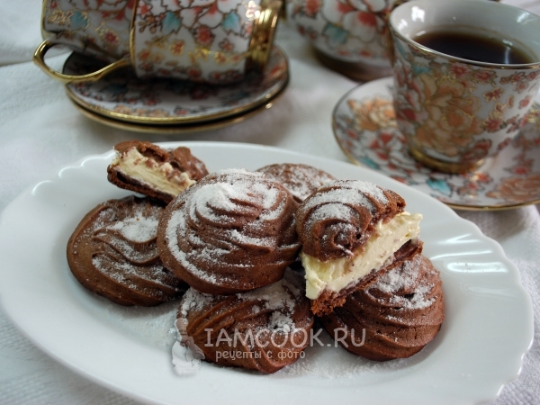 Шоколадные пирожные Шу, рецепт с фото