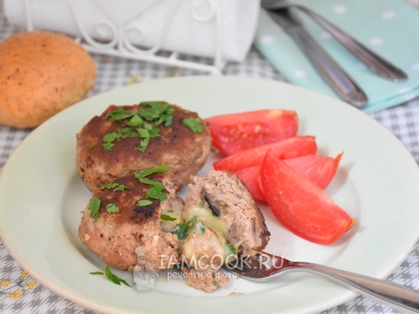 Мясные зразы с сыром, рецепт с фото